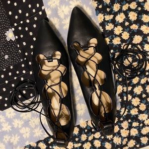 COACH black tie up flats 🤩